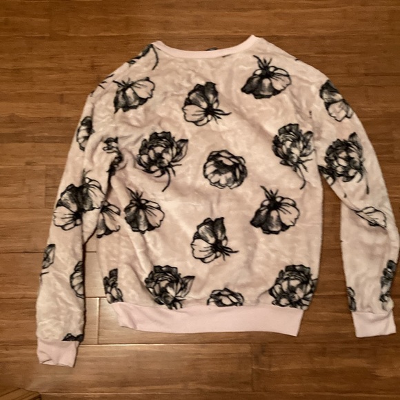 Pink soft sweater - Picture 2 of 4